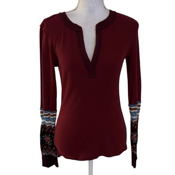 We the Free Size M Mikah Notch Neck Top Thermal Knit Wine Combo Long Sleeves - Picture 2 of 6